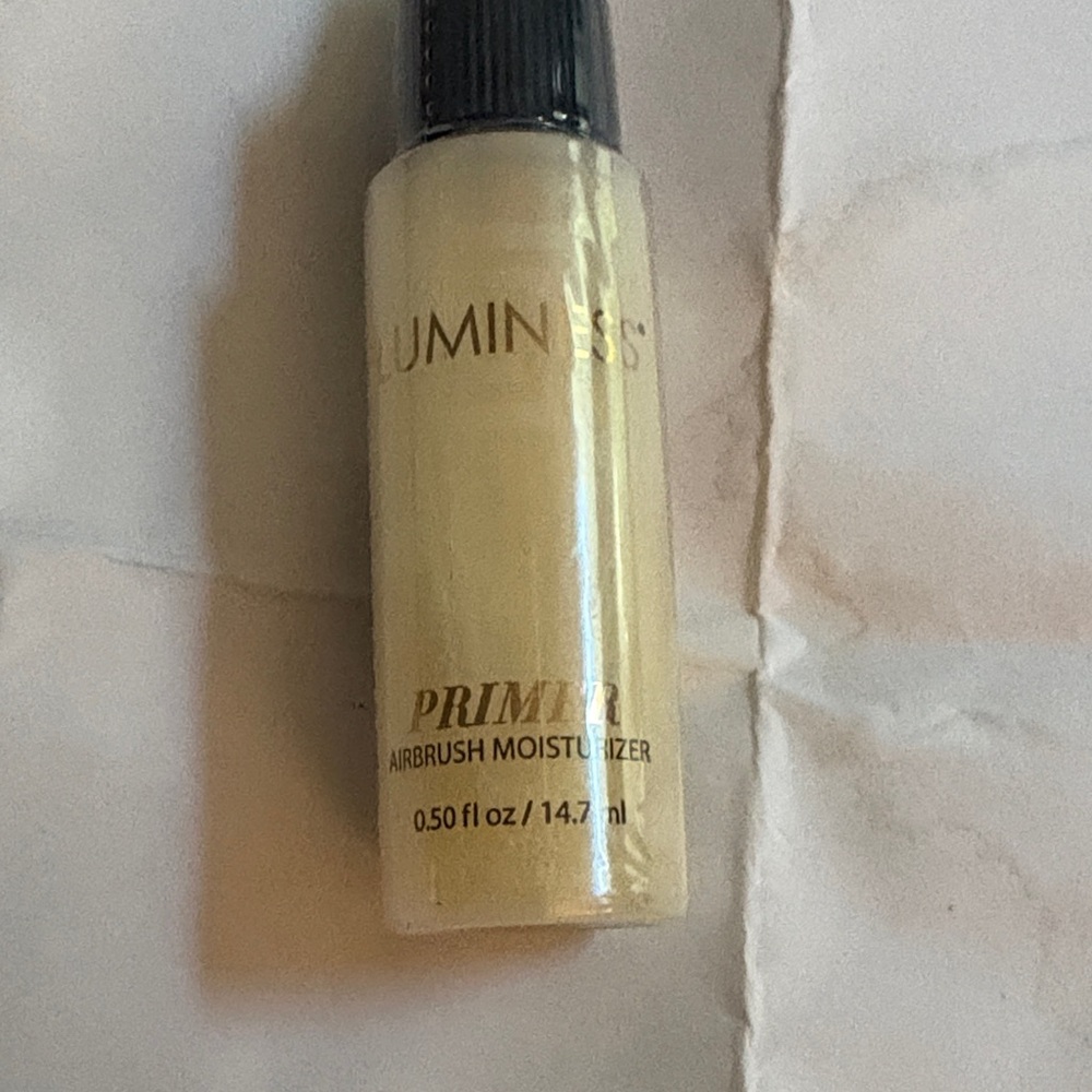 Luminess Airbrush Moisturizer Primer